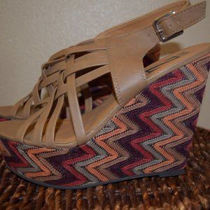 Type Z Kagey taupe wedge sandals, NIB Sz. 8.5